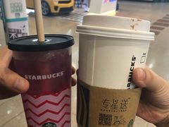 -星巴克臻选(周浦万达店)