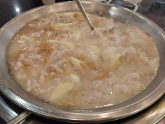 -老来福·非遗酸汤兔(凯旋路店)