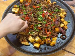 -老周炒拨拉(甘州总店)