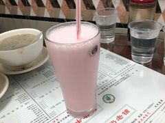 士多啤梨奶昔-仁信双皮奶(东川路店)
