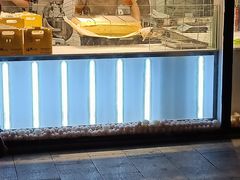 面包甜点陈列柜-汤姆大师傅鲜香牛肉饼(深圳保利文化广场店)