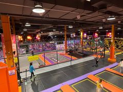 -Tenker Club弹刻极限主题公园 · 蹦床 · 团建 · 生日派对(大关店)