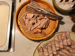 -尚尚仙·酸汤猪手·猪肚鸡火锅(华联万柳购物中心店)