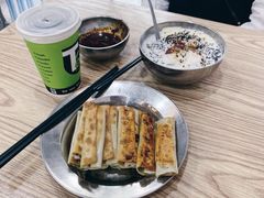 -白翔甜食店