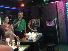 -好乐迪(张扬路八佰伴店)