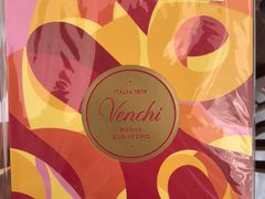 -VENCHI 闻绮(上海佛罗伦萨小镇店)