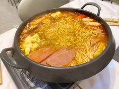 肥牛部队锅-博姆炸鸡精品餐厅(常发广场店)