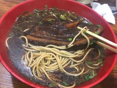 -小龙大肉面馆