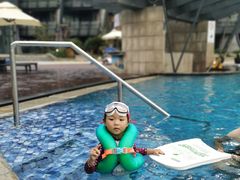 -上海滴水湖皇冠假日酒店