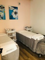 -倩极·精研痘敏肌管理