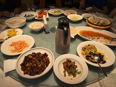 -侬佳蒸菜馆(听潮店)