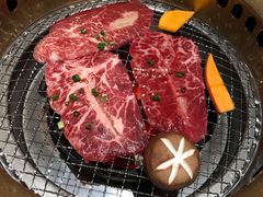 -山川小町·极番烧肉(新地假日广场店)