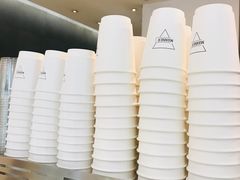 餐具摆设-Manner Coffee(芮欧百货店)