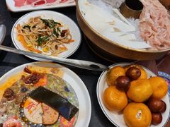 -沸炉重庆老火锅(军事博物馆店)