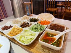 贵阳丝娃娃-苗乡楼·酸汤鱼·贵州菜(成都悠方店)