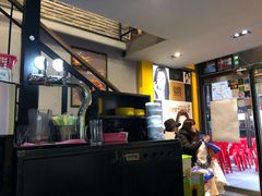 -BHC炸鸡(明洞总店)