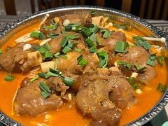 -云晓光头烧烤吧(川沙绿地店)