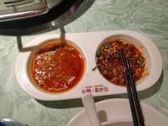 -浪里寻·臻牛养生牛肉火锅(方圆荟店)