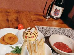 -老牌坊云南鱼豆花火锅(哈西万达店)