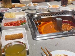 -海底捞火锅(宝龙广场夜宵主题店)