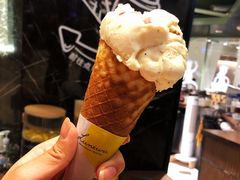 伯爵茶酸橙酱冰激凌-LUNEURS月乐诗 冰淇淋咖啡(环贸店)