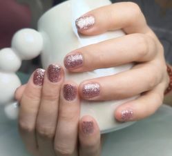 -安娜美甲美睫沙龙