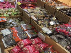 零售区-来伊份(龙之梦长宁店)
