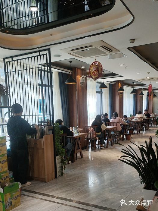 东苑匠厨图片