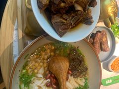 -百春原湖南牛肉粉(百联世纪店)