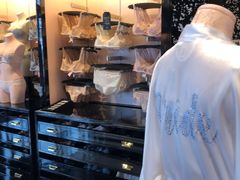 -Victoria's Secret(杭州湖滨银泰in77店)