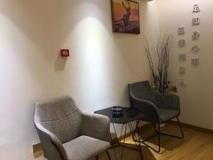 -崇英经络足疗(曲江店)