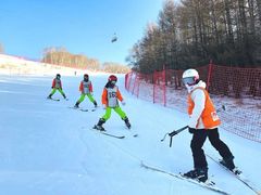 -石京龙滑雪场-停车场