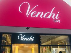 门面-VENCHI 闻绮(上海佛罗伦萨小镇店)