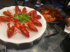 -沪小胖小龙虾(淮海中路旗舰店)