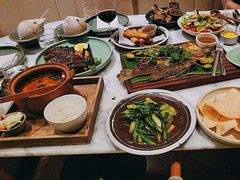 -瑰丽酒店·海吧·天际下午茶·现场DJ·天台酒吧