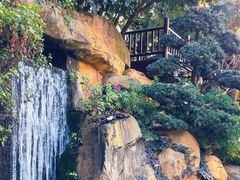 -七彩云南古滇温泉山庄