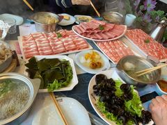 -名都晓荷塘主题火锅(海林店)