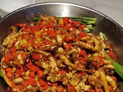 -费大厨辣椒炒肉(高铁吾悦广场店)