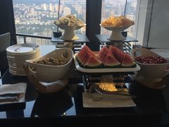 靠窗位-金陵饭店 56F 家·海鲜火锅餐厅