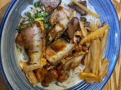 -牛八宝桂林米粉(八里庄店)