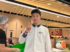 -海底捞火锅(新松江路生日主题店)