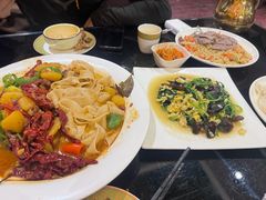 -木卡买提新疆餐厅·清真(新里海顿公馆店)
