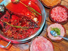 -老街·稳拈老火锅(海椒市店)