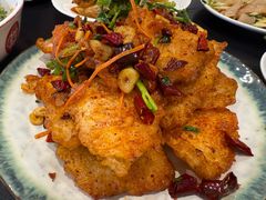 麻辣锅包肉-红东阁东北菜烤肉酒馆(CROSS万象汇店)