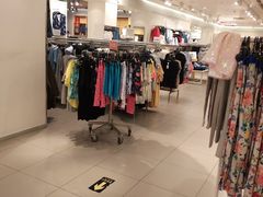 -H&M(华润万象城店)