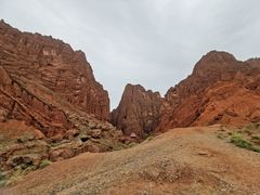 -天山神秘大峡谷