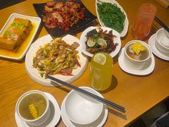 -隔壁老王·家常云南菜(花巷店)