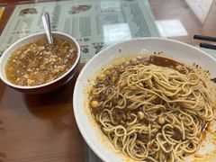 -杨大叔爱面子·四川小吃(岗头店)