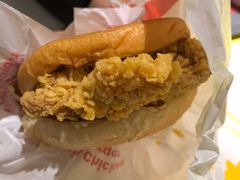麦辣鸡腿汉堡套餐-麦当劳(三星城首创奥莱店)
