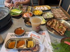 -草家酱蟹炭火烤肉店(珲春南路一店)